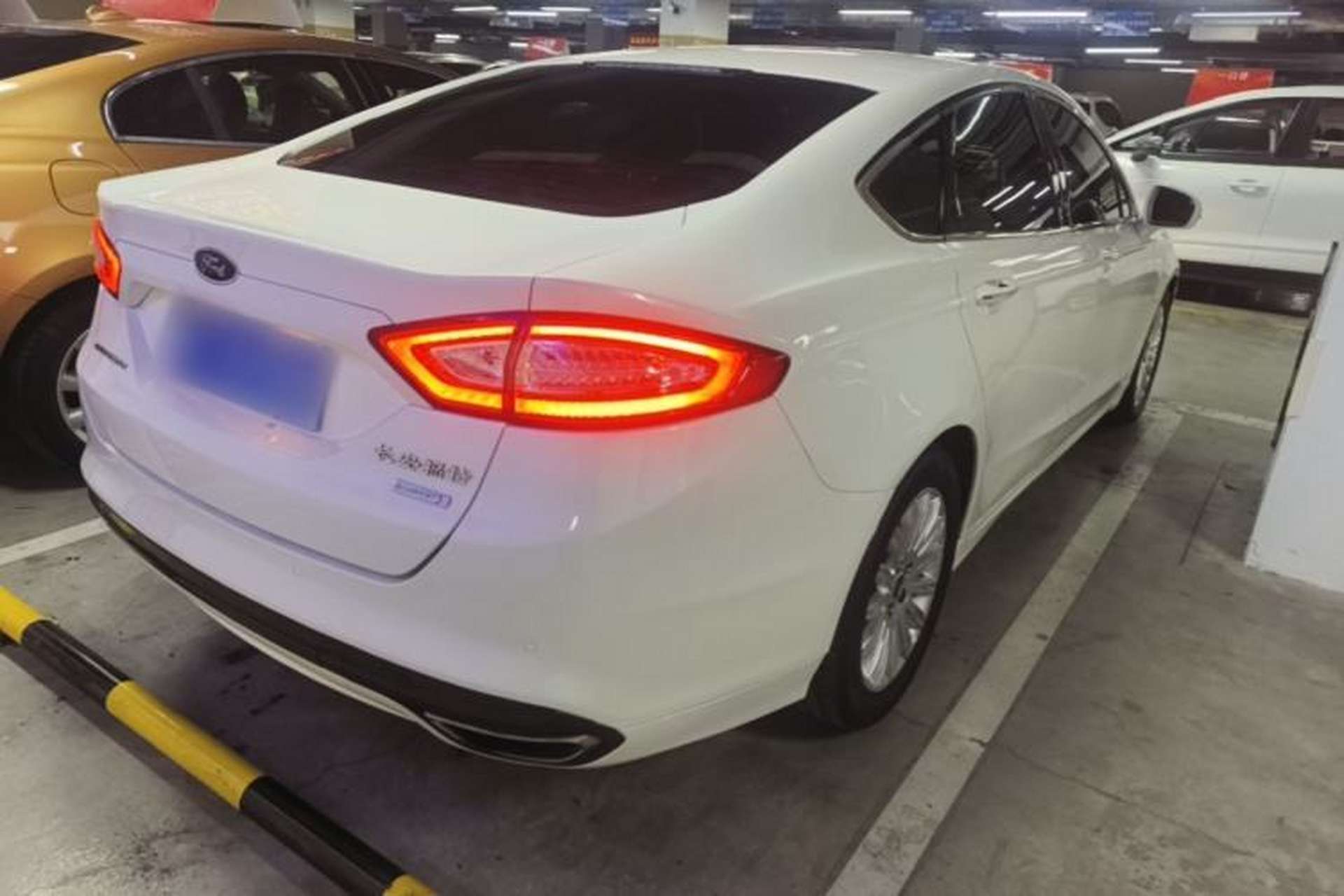 Used Ford Mondeo 2013 2.0L GTDi 200 Fashion Edition Rear Right 45 Deg