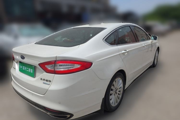 Used Ford Mondeo 2013 2.0L GTDi 200 Fashion Edition Rear Right 45 Deg