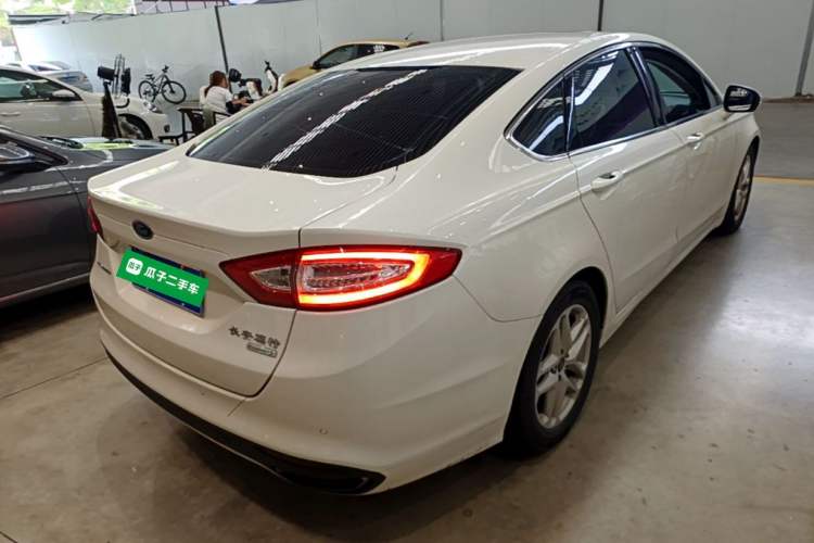Used Ford Mondeo 2013 1.5L GTDi180 Fashion Edition Rear Right 45 Deg