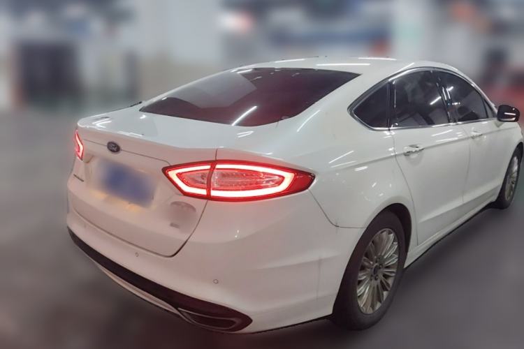 Used Ford Mondeo 2013 2.0L GTDi 200 Fashion Edition Rear Right 45 Deg