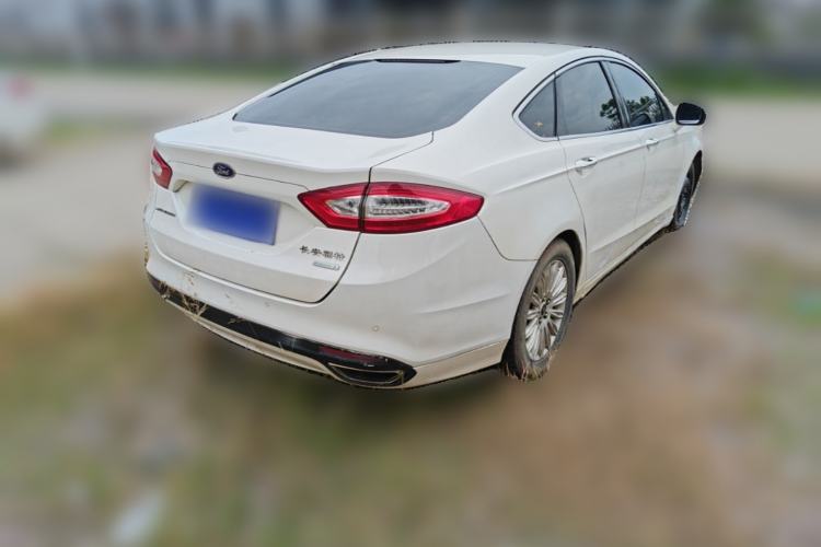 Used Ford Mondeo 2013 2.0L GTDi 200 Luxury Model Rear Right 45 Deg