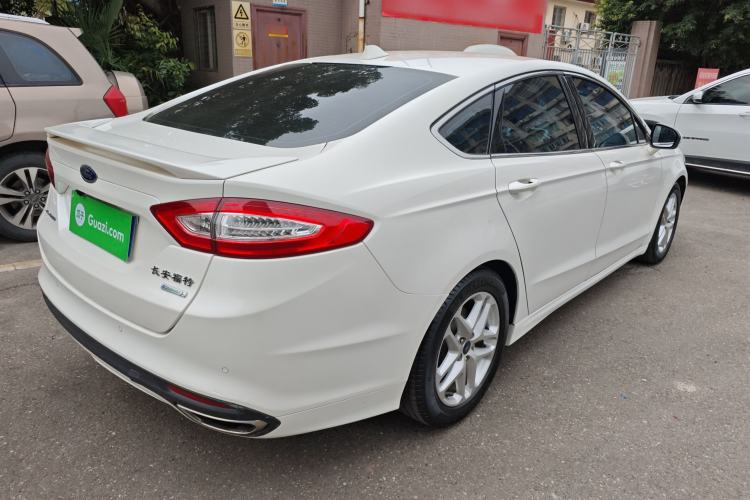 Used Ford Mondeo 2013 1.5L GTDi180 Fashion Edition Rear Right 45 Deg