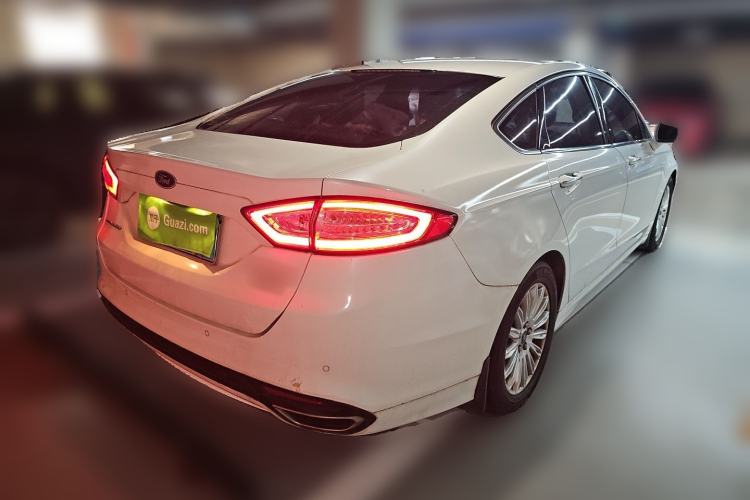 Used Ford Mondeo 2013 2.0L GTDi 200 Fashion Edition Rear Right 45 Deg
