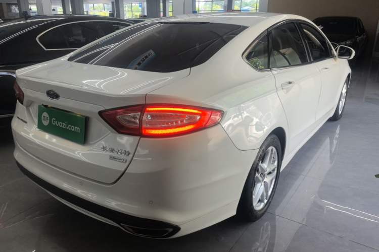 Used Ford Mondeo 2013 1.5L GTDi180 Fashion Edition Rear Right 45 Deg
