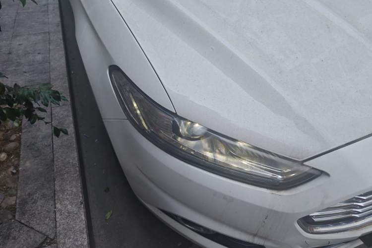 Used Ford Mondeo 2013 2.0L GTDi 200 Fashion Edition Right Front Headlight