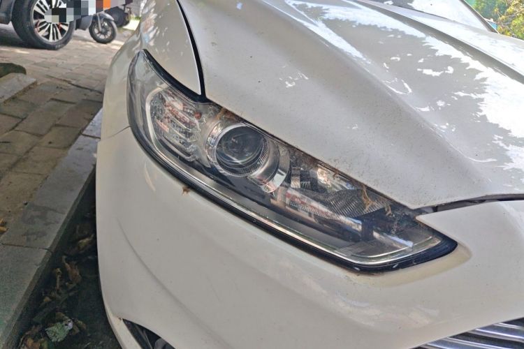 Used Ford Mondeo 2013 2.0L GTDi 200 Fashion Edition Right Front Headlight