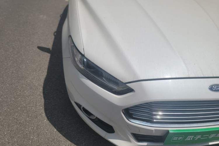 Used Ford Mondeo 2013 2.0L GTDi 200 Fashion Edition Right Front Headlight