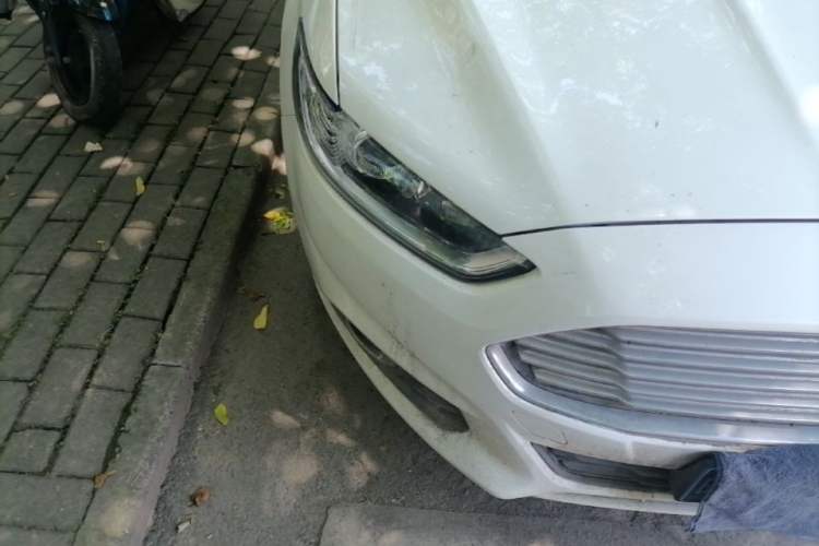 Used Ford Mondeo 2013 1.5L GTDi180 Fashion Edition Right Front Headlight