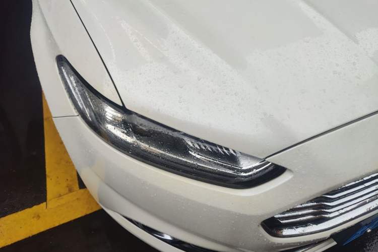 Used Ford Mondeo 2013 2.0L GTDi 200 Fashion Edition Right Front Headlight