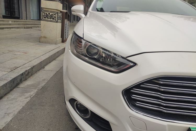 Used Ford Mondeo 2013 1.5L GTDi180 Fashion Edition Right Front Headlight