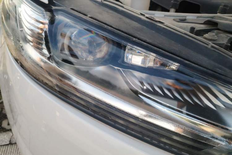 Used Ford Mondeo 2013 2.0L GTDi 200 Fashion Edition Right Front Headlight