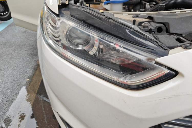 Used Ford Mondeo 2013 1.5L GTDi180 Fashion Edition Right Front Headlight