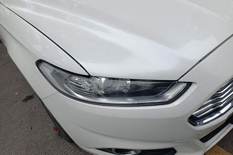 Used Ford Mondeo 2013 1.5L GTDi180 Fashion Edition Right Front Headlight