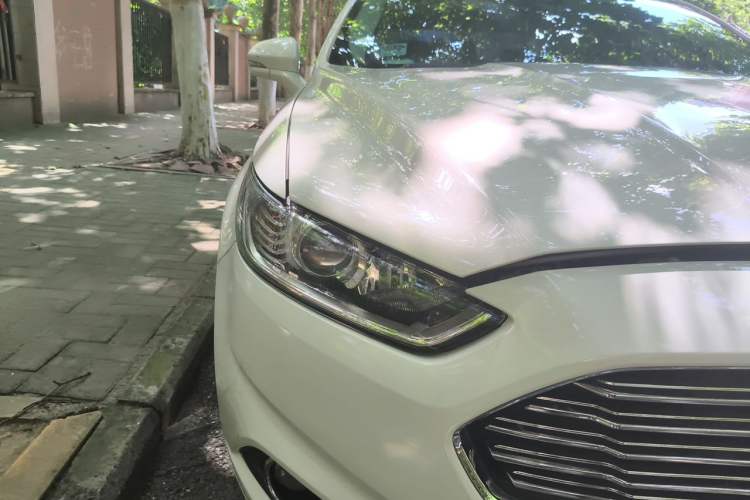 Used Ford Mondeo 2013 1.5L GTDi180 Fashion Edition Right Front Headlight