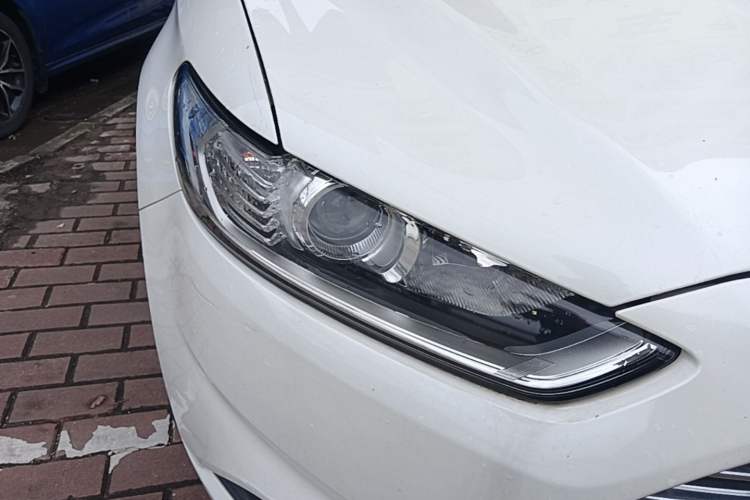 Used Ford Mondeo 2013 1.5L GTDi180 Fashion Edition Right Front Headlight