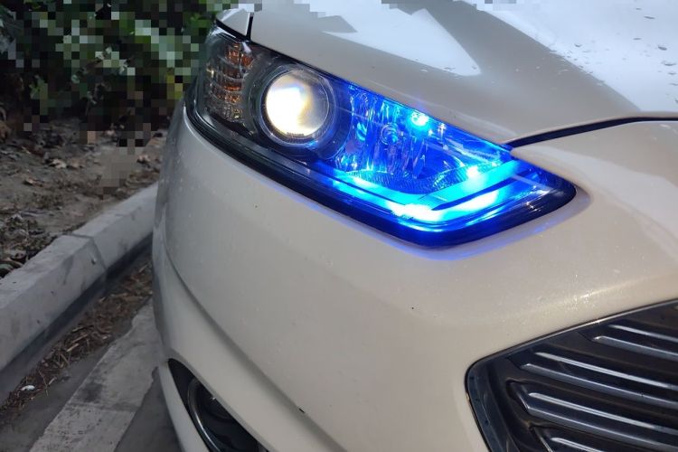 Used Ford Mondeo 2013 1.5L GTDi180 Fashion Edition Right Front Headlight