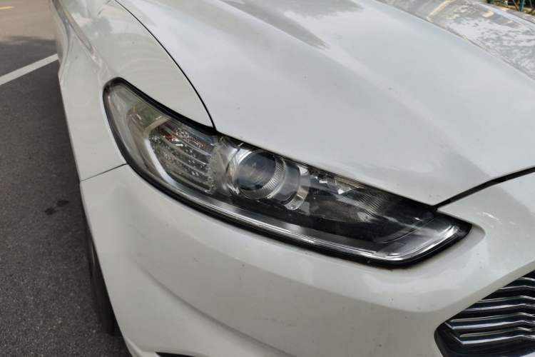Used Ford Mondeo 2013 1.5L GTDi180 Fashion Edition Right Front Headlight