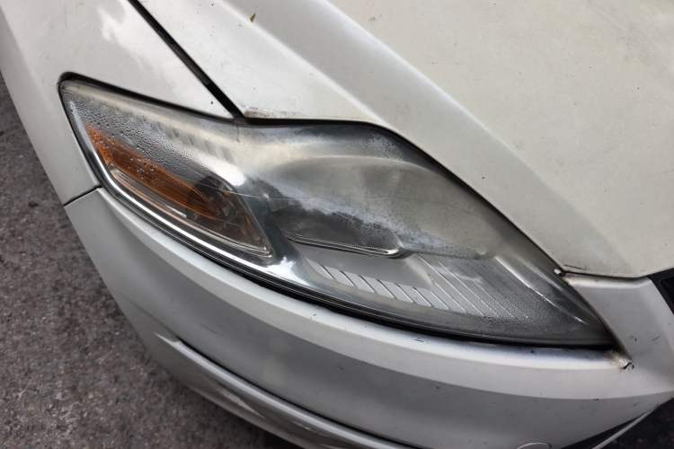Used Ford Mondeo 2013 2.3L Fashion Edition Right Front Headlight