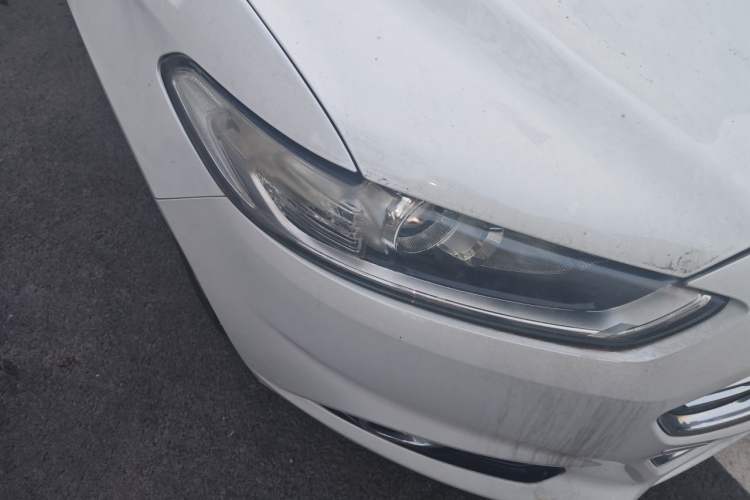 Used Ford Mondeo 2013 2.0L GTDi 200 Fashion Edition Right Front Headlight