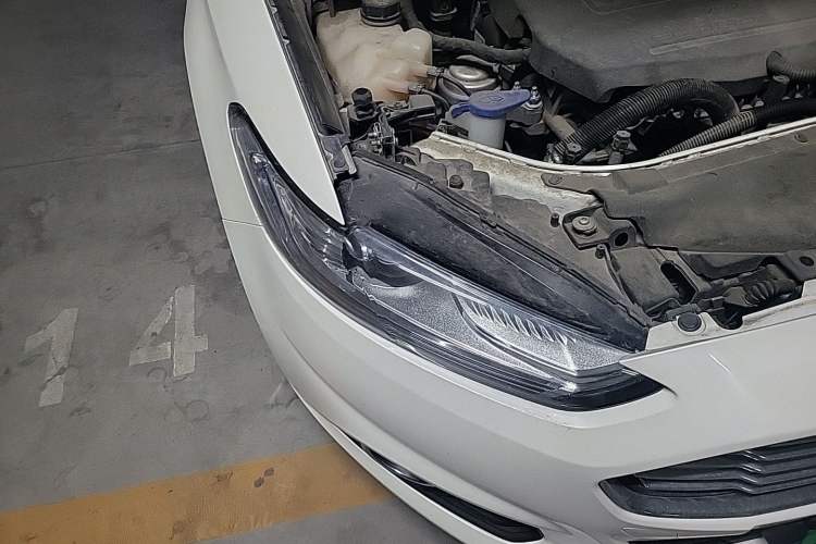 Used Ford Mondeo 2013 1.5L GTDi180 Fashion Edition Right Front Headlight