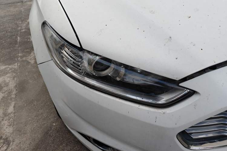 Used Ford Mondeo 2013 2.0L GTDi 200 Fashion Edition Right Front Headlight