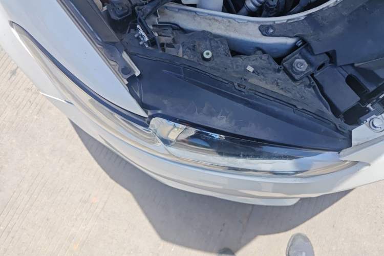 Used Ford Mondeo 2013 1.5L GTDi180 Fashion Edition Right Front Headlight