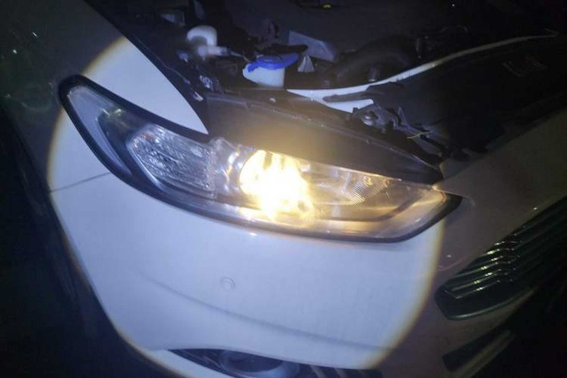 Used Ford Mondeo 2013 1.5L GTDi180 Fashion Edition Right Front Headlight