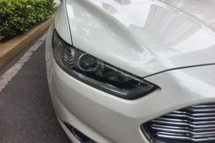 Used Ford Mondeo 2013 1.5L GTDi180 Fashion Edition Right Front Headlight