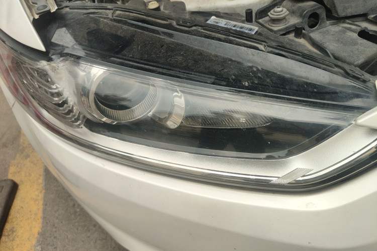 Used Ford Mondeo 2013 1.5L GTDi180 Fashion Edition Right Front Headlight