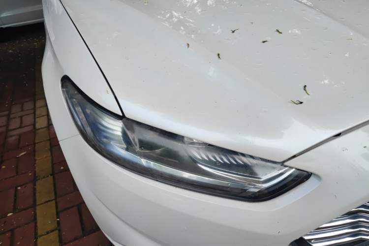 Used Ford Mondeo 2013 2.0L GTDi 200 Fashion Edition Right Front Headlight