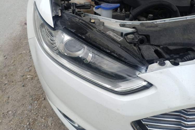 Used Ford Mondeo 2013 1.5L GTDi180 Fashion Edition Right Front Headlight