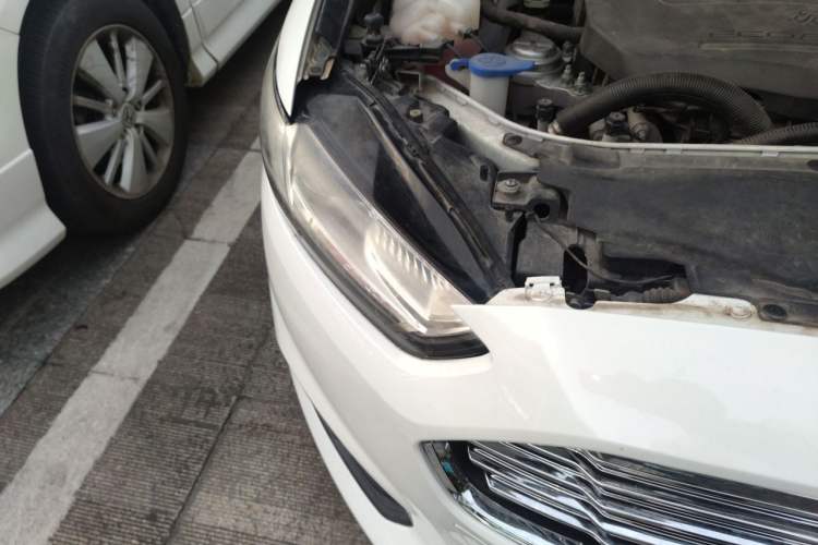 Used Ford Mondeo 2013 1.5L GTDi180 Fashion Edition Right Front Headlight