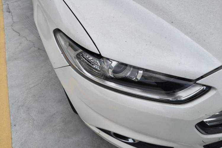 Used Ford Mondeo 2013 1.5L GTDi180 Fashion Edition Right Front Headlight