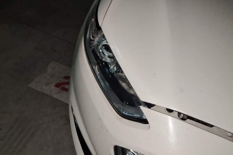 Used Ford Mondeo 2013 2.0L GTDi 200 Fashion Edition Right Front Headlight