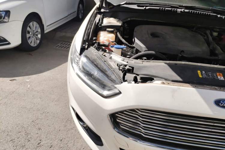 Used Ford Mondeo 2013 1.5L GTDi180 Fashion Edition Right Front Headlight