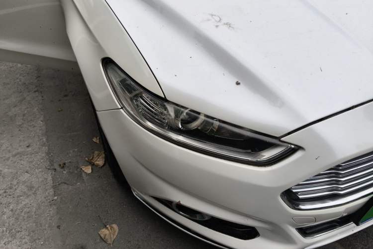 Used Ford Mondeo 2013 2.0L GTDi 200 Fashion Edition Right Front Headlight
