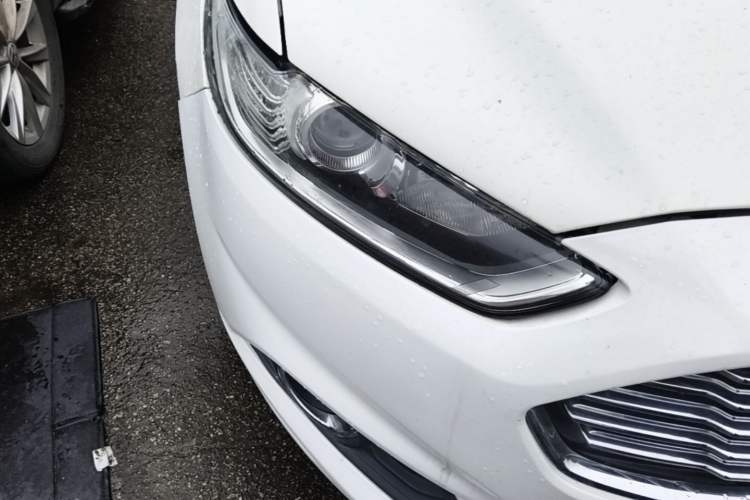 Used Ford Mondeo 2013 1.5L GTDi180 Fashion Edition Right Front Headlight