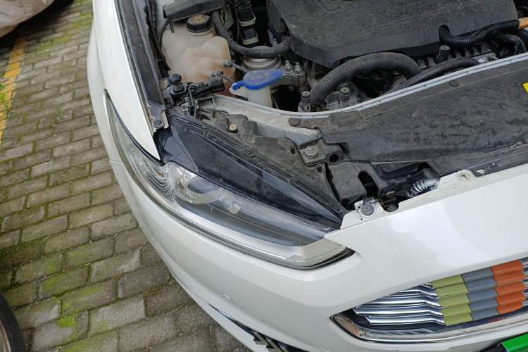 Used Ford Mondeo 2013 1.5L GTDi180 Fashion Edition Right Front Headlight