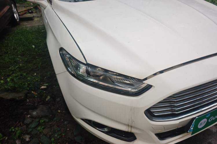 Used Ford Mondeo 2013 2.0L GTDi240 Luxury Sport Model Right Front Headlight