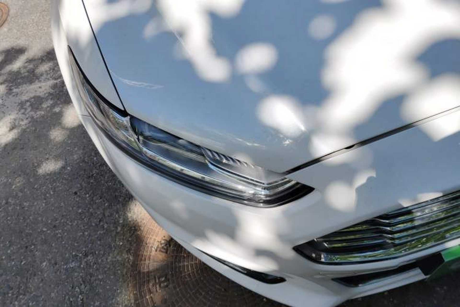 Used Ford Mondeo 2013 2.0L GTDi240 Luxury Sport Model Right Front Headlight