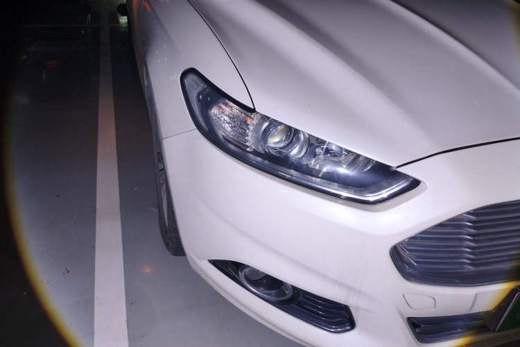 Used Ford Mondeo 2013 2.0L GTDi 200 Fashion Edition Right Front Headlight