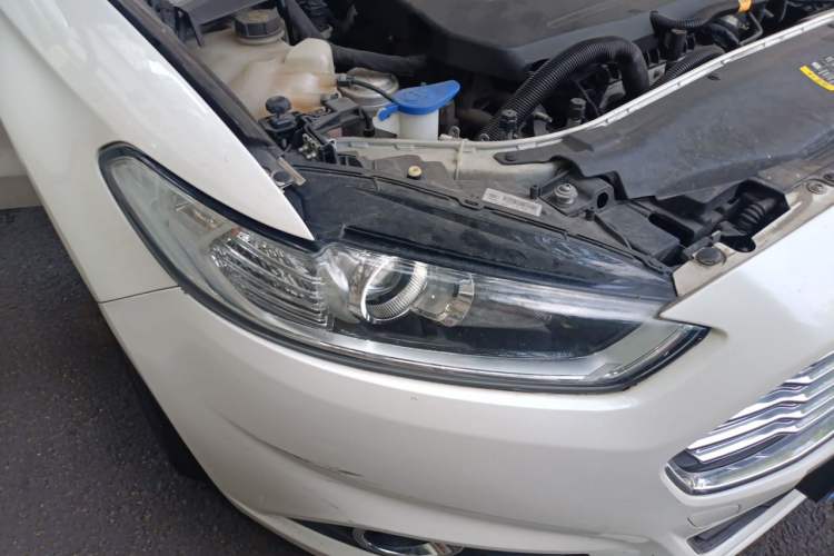 Used Ford Mondeo 2013 1.5L GTDi180 Fashion Edition Right Front Headlight