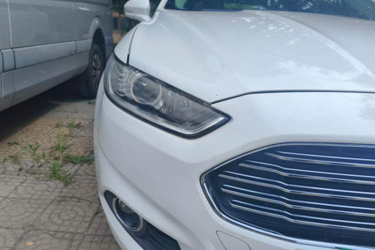 Used Ford Mondeo 2013 1.5L GTDi180 Fashion Edition Right Front Headlight