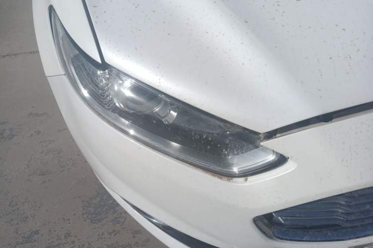 Used Ford Mondeo 2013 2.0L GTDi 200 Fashion Edition Right Front Headlight