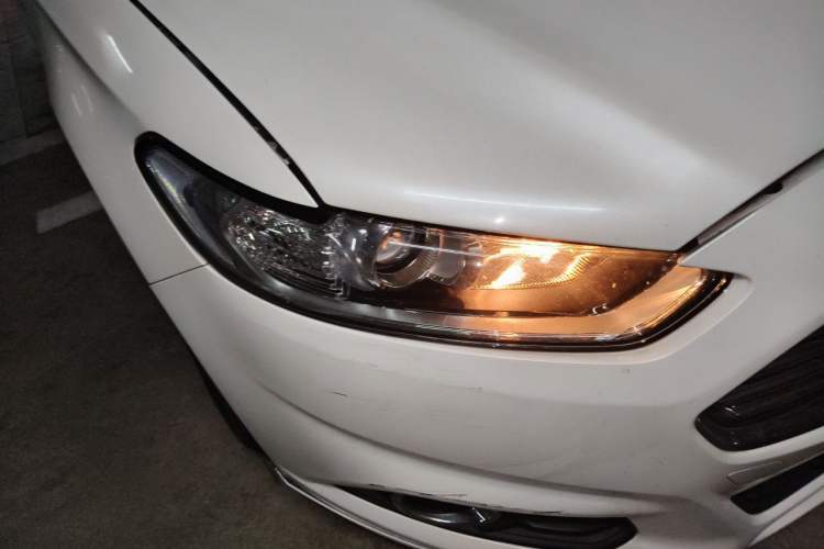 Used Ford Mondeo 2013 1.5L GTDi180 Fashion Edition Right Front Headlight
