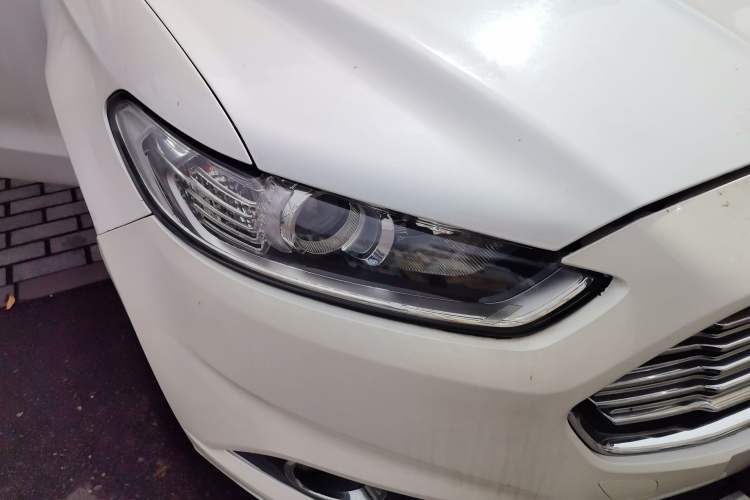 Used Ford Mondeo 2013 1.5L GTDi180 Fashion Edition Right Front Headlight