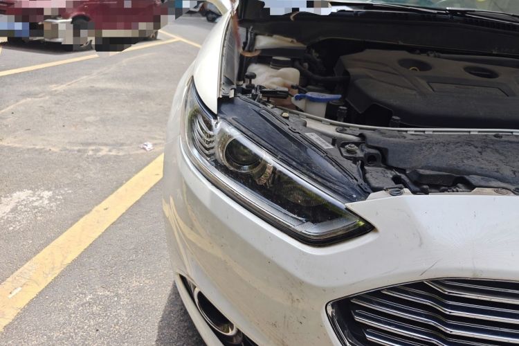 Used Ford Mondeo 2013 2.0L GTDi 200 Fashion Edition Right Front Headlight