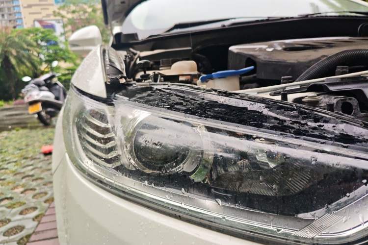 Used Ford Mondeo 2013 1.5L GTDi180 Fashion Edition Right Front Headlight