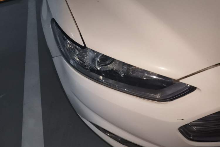 Used Ford Mondeo 2013 1.5L GTDi180 Fashion Edition Right Front Headlight