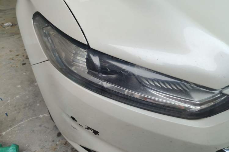 Used Ford Mondeo 2013 2.0L GTDi 200 Fashion Edition Right Front Headlight